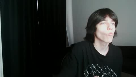 masonsilver_ online show from April 12, 2026, 7:24 am