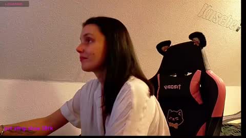 Queeny Kathy  Online at 2030 MEZ Sunday  Wednesday online show from March 7, 2025, 8:33 pm