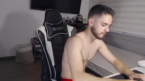 Massimo Santino online show from April 19, 2026, 11:18 pm