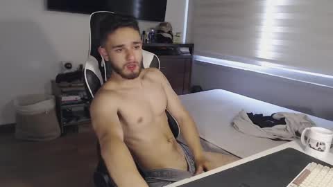 Massimo Santino online show from April 22, 2026, 9:49 pm