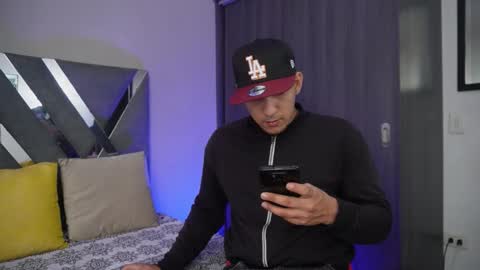 Snapshot of massimo_vidal chatting on October 13, 2025, 1:00 pm massimo_vidal online show from October 13, 2025, 1:00 pm