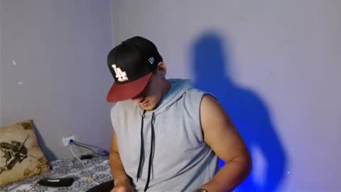 Snapshot of massimo_vidal chatting on November 16, 2025, 2:39 am massimo_vidal online show from November 16, 2025, 2:39 am