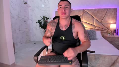 Massimo Contie online show from December 7, 2024, 2:02 pm