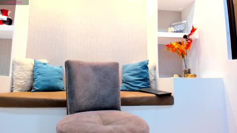 Massimo Contie online show from December 14, 2024, 1:05 pm