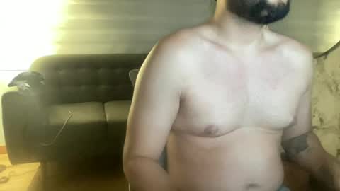 Snapshot of massimolee chatting on July 26, 2026, 4:09 am massimolee online show from July 26, 2026, 4:09 am