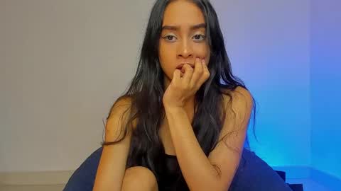 Kamila online show from April 19, 2026, 11:07 pm