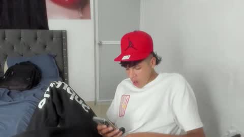 Snapshot of master_billy1 chatting on May 20, 2026, 5:24 am master_billy1 online show from May 20, 2026, 5:24 am