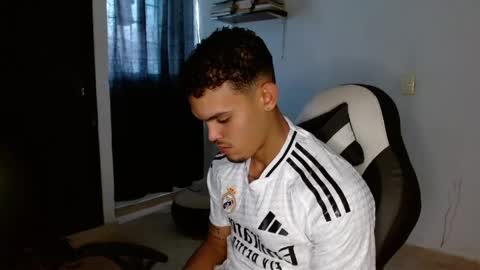 master_black777 online show from April 7, 2026, 5:35 pm