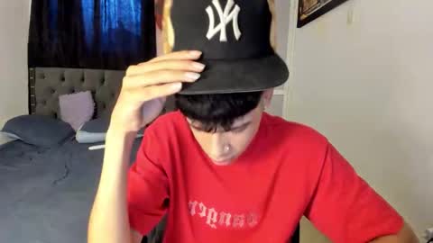 master_boy28 online show from April 20, 2026, 7:48 pm