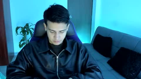 master_boy_1 online show from November 19, 2025, 2:44 am