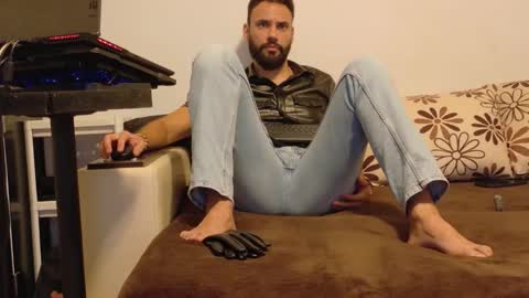 SIR online show from October 31, 2025, 8:21 pm