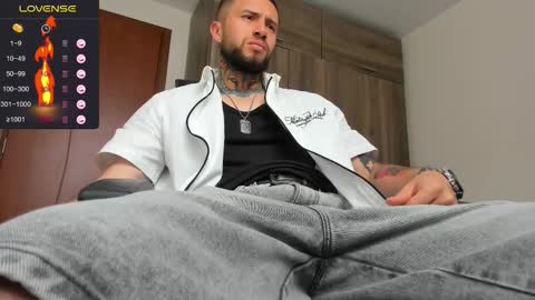 steven  online show from September 8, 2025, 4:39 pm