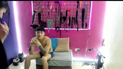 Axel And Melany online show from April 18, 2026, 12:42 pm