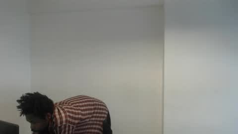 Snapshot of masterdomfuck chatting on May 5, 2026, 6:49 pm Masterdomfuck online show from May 5, 2026, 6:49 pm