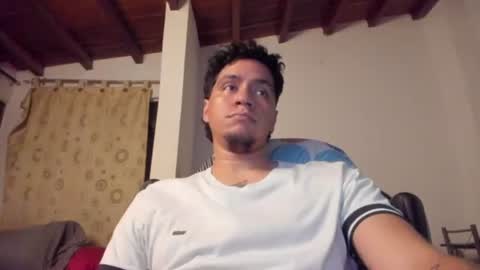 Juan Independent Model online show from June 26, 2026, 1:43 am