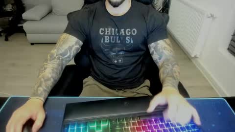 masterkingmuscle online show from March 1, 2025, 11:47 pm