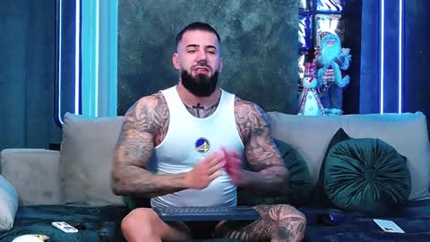 masterkingofmuscle online show from December 9, 2024, 8:11 am