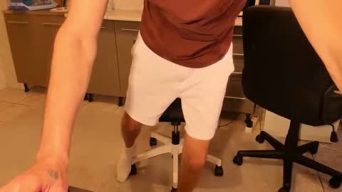 Silly Rabbit  online show from December 15, 2025, 9:24 am