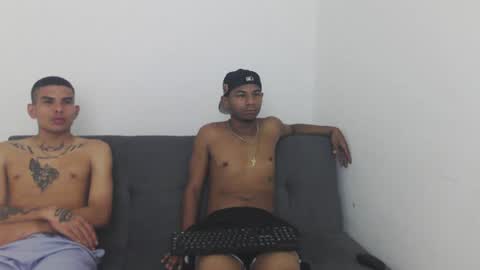 Snapshot of masters_latins chatting on July 22, 2026, 3:59 pm masters_latins online show from July 22, 2026, 3:59 pm