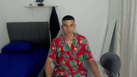 Snapshot of masters_latins chatting on July 31, 2026, 6:57 am masters_latins online show from July 31, 2026, 6:57 am
