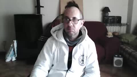 mat11efou online show from February 17, 2025, 9:46 am