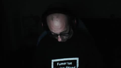 mat11efou online show from September 24, 2025, 7:06 pm