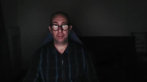 mat11efou online show from December 17, 2025, 7:20 pm