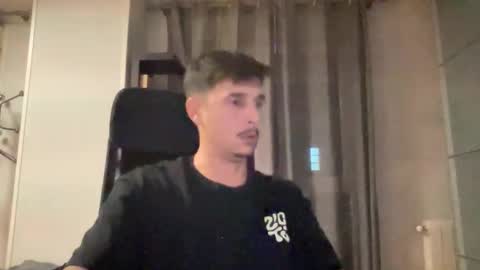 Aaron online show from September 22, 2025, 9:17 pm