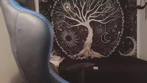 Mateo online show from October 19, 2025, 5:46 pm