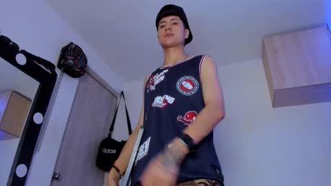 mateo_escobar online show from September 10, 2025, 5:24 pm