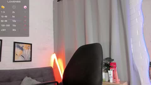 MATEO HUNTER online show from November 19, 2025, 2:55 am