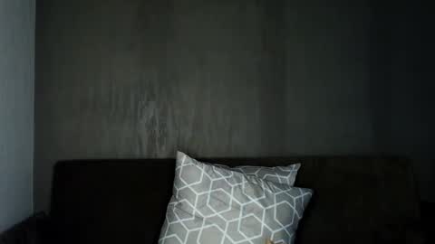 mateo_zeus online show from December 18, 2024, 7:04 am