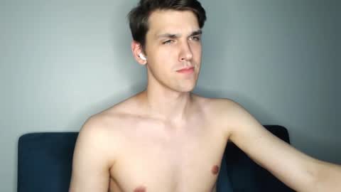 mateo_zeus online show from January 2, 2025, 1:40 pm