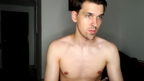 mateo_zeus online show from March 5, 2025, 4:46 pm