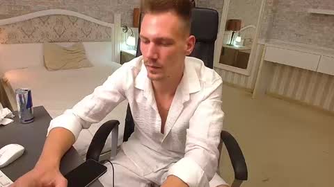 MateoBenjamin online show from December 7, 2024, 8:05 pm