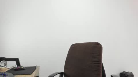 Matheus     online show from December 12, 2024, 1:06 pm