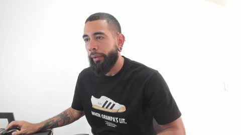 Matheus     online show from January 30, 2025, 9:36 pm