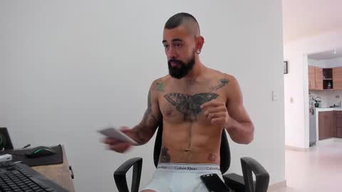 Matheus     online show from September 30, 2025, 6:13 pm