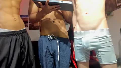 Snapshot of mathew_draven2 chatting on November 18, 2025, 5:01 am mathew_draven2 online show from November 18, 2025, 5:01 am