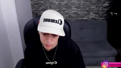 Mathew Independent model online show from February 28, 2025, 4:10 pm