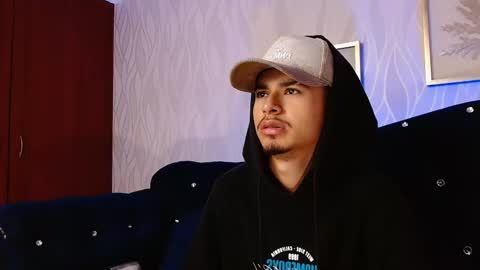 Mathew online show from November 14, 2025, 6:39 pm