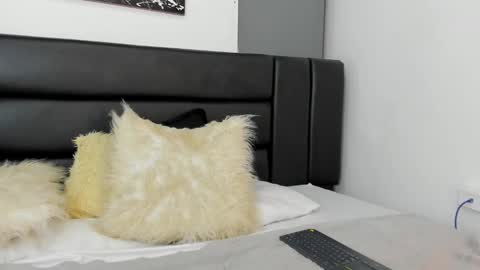 mathewboy2 online show from February 1, 2026, 12:04 pm