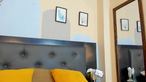 mathewboy2 online show from April 22, 2026, 11:23 am