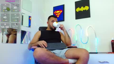 mathewhot3 online show from December 1, 2025, 3:00 am