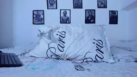 Teo online show from October 11, 2025, 2:04 pm