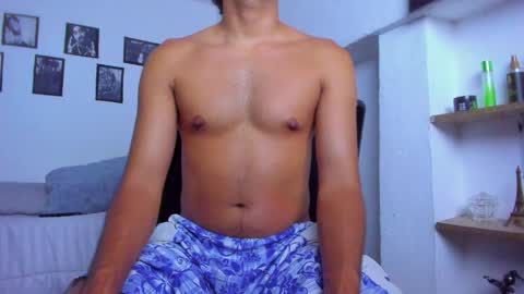 Snapshot of mathews_19 chatting on May 7, 2026, 12:27 am Teo online show from May 7, 2026, 12:27 am