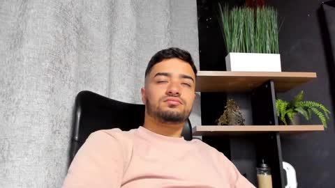 Mathews online show from December 6, 2024, 11:44 am