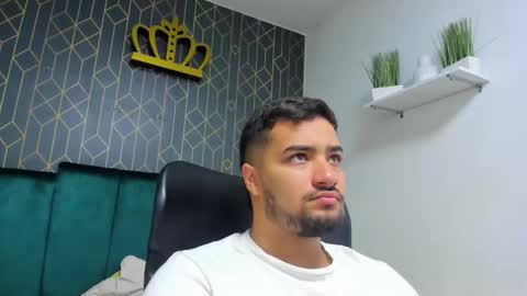 Mathews online show from September 13, 2025, 11:43 am