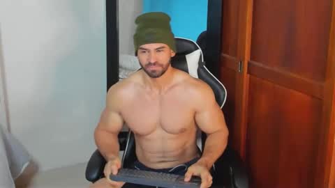 mathews_smith online show from October 6, 2025, 11:40 am