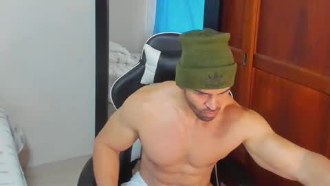 mathews_smith online show from November 26, 2025, 11:55 am